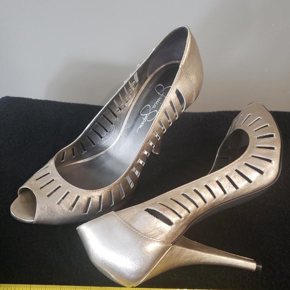 JESSICA SIMPSON Peep Toe Heels - Picture 5 of 7